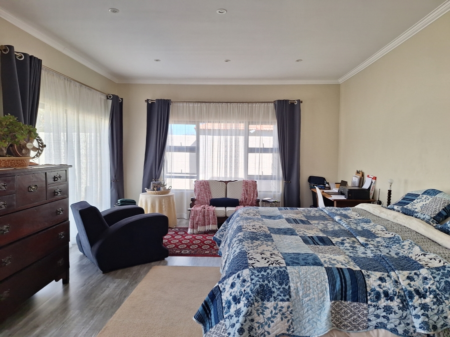 4 Bedroom Property for Sale in Memel Free State